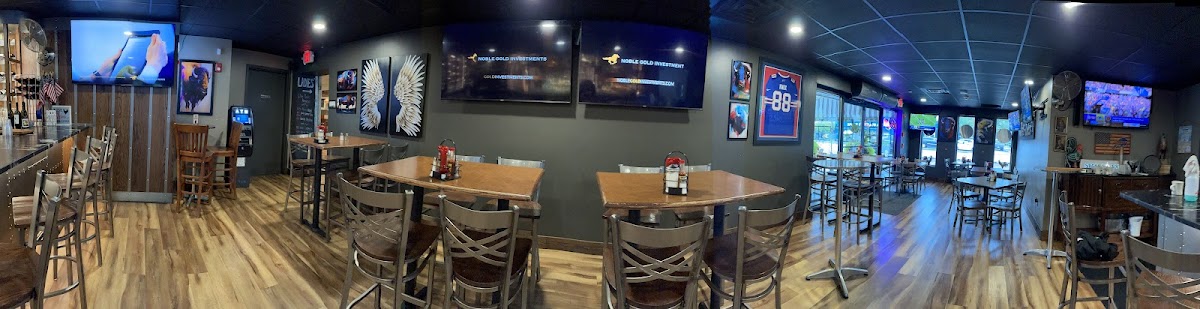 The Howling Rooster Restaurant & Bar
